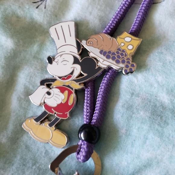 Mickey Food and Wine Lanyard - Picture 4 of 4